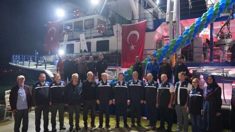 Rize’de Balıkçılar Sezonu Dualarla Açtı: “Vira Bismillah”